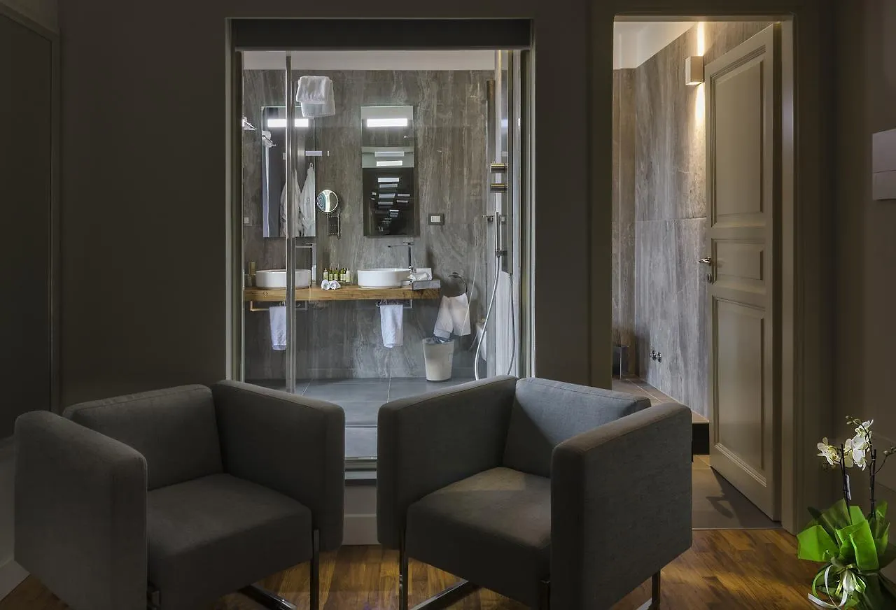 Palazzo Cini Luxury Rooms In Pisa Bed & Breakfast