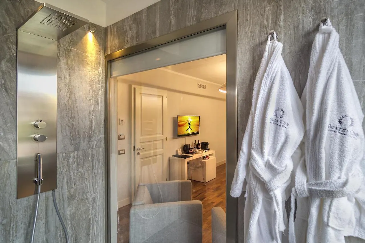 Palazzo Cini Luxury Rooms In Pisa Bed & Breakfast